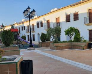 Vista exterior de Pis de lloguer en Osuna amb Aire condicionat, Terrassa i Balcó