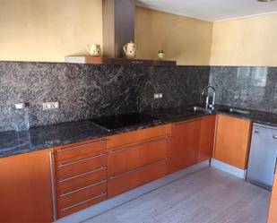 Kitchen of Single-family semi-detached to rent in La Bisbal d'Empordà  with Terrace and Balcony