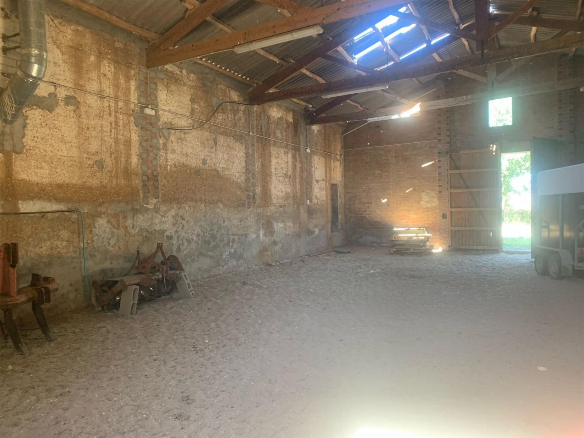 Industrial buildings to rent in Juneda