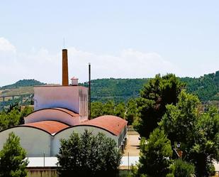 Nau industrial en venda en Alcañiz