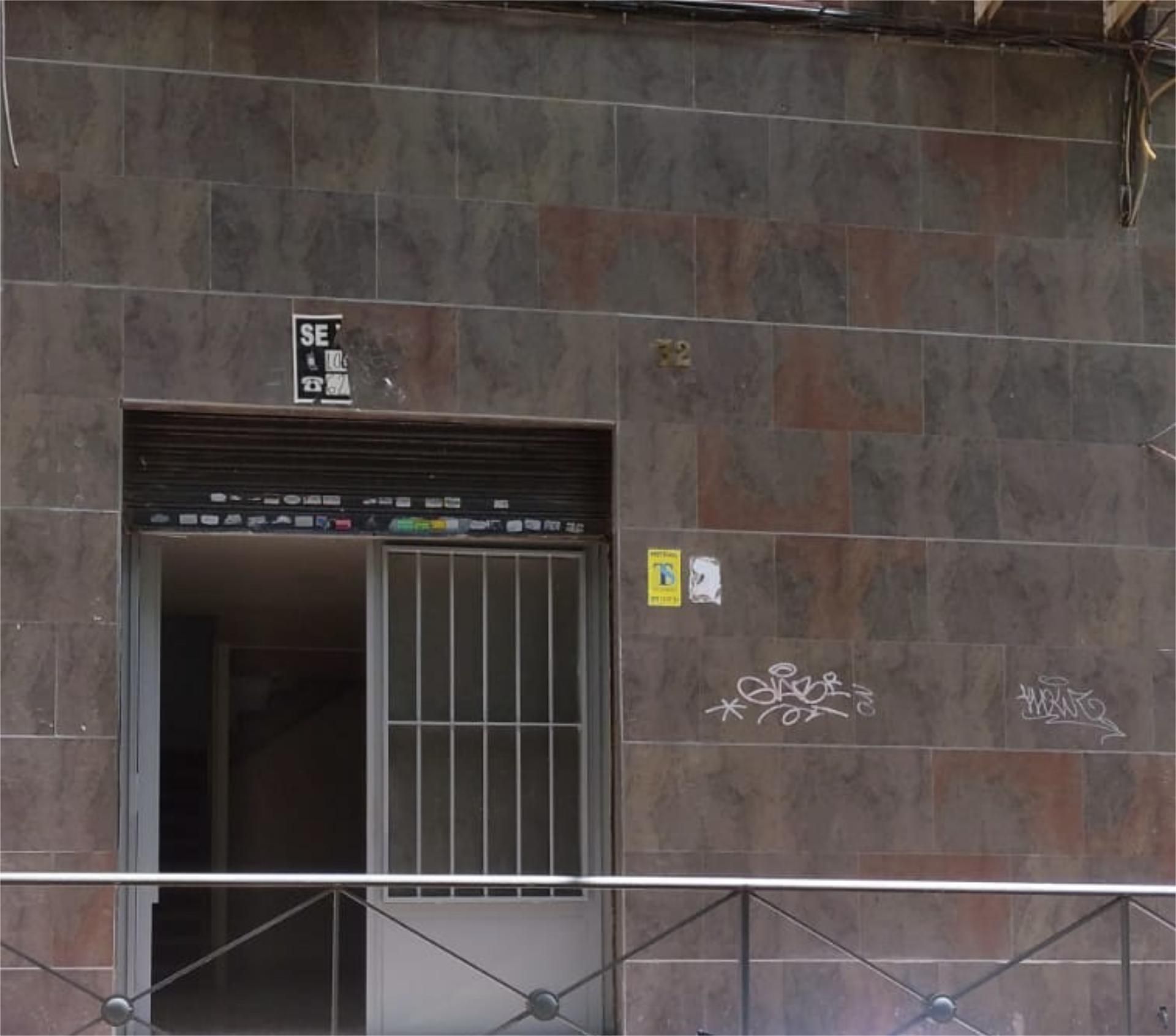 Vista exterior de Local en venda en Fuenlabrada