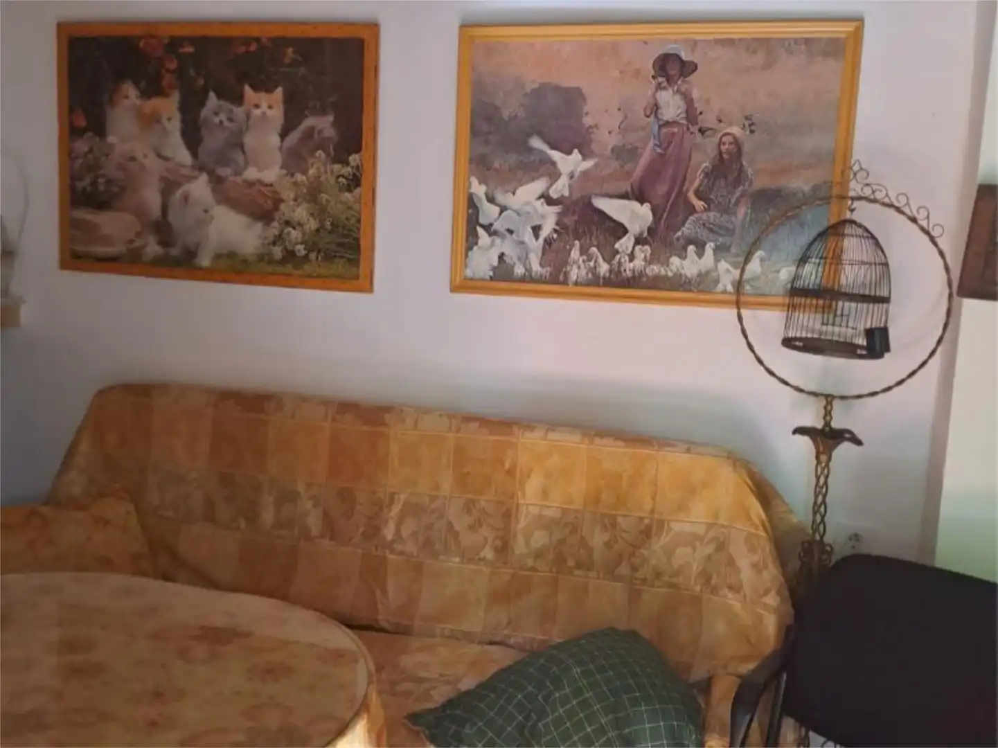 Sala de estar de Piso de alquiler en La Guardia de Jaén con Jardín privado y Piscina