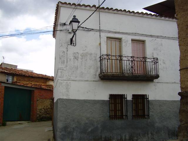 Casa adosada en Venta en Calle Dos de Mayo, 2 en Guijo de Galisteo