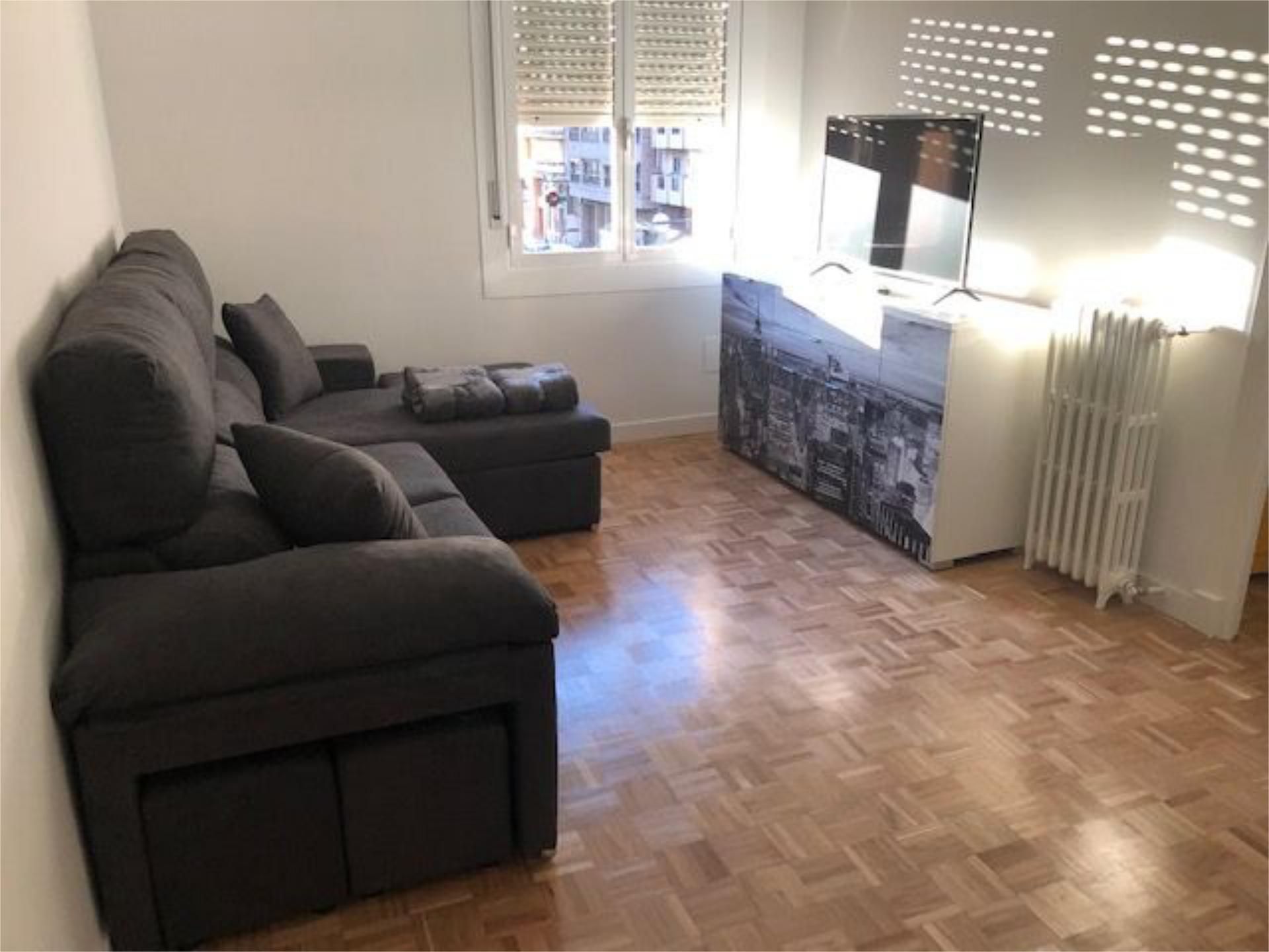 Flat to share in Calle Duquesa de la Victoria, 78, Residencia