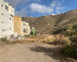 Vista exterior de Casa o xalet en venda en Las Palmas de Gran Canaria amb Aire condicionat i Terrassa