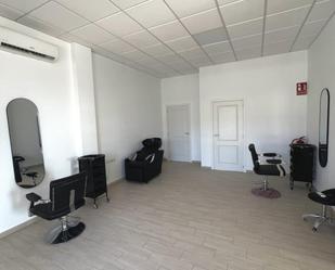 Premises to rent in Torrevieja  with Air Conditioner