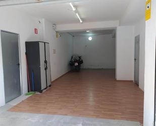 Garage to rent in  Granada Capital