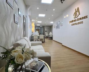 Local de lloguer en Fuengirola amb Aire condicionat, Calefacció i Parquet