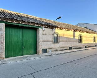 Vista exterior de Nau industrial de lloguer en Manzanares