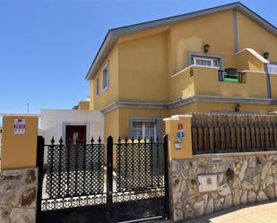 Exterior view of Duplex for sale in San Bartolomé de Tirajana  with Air Conditioner, Terrace and Balcony