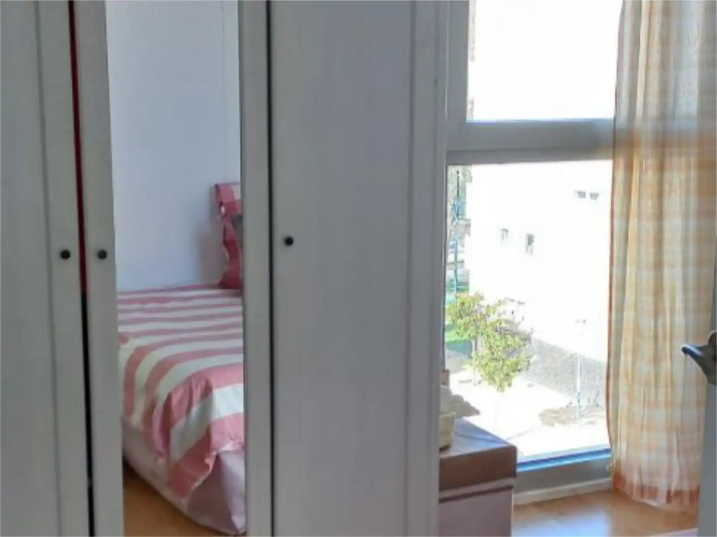 Room in Calle Doctora Felisa Martínez Ruiz, 2, Universidad - Las Huelgas