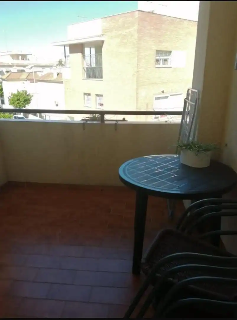 Piso de alquiler en Avenida Cabo Noval, 51, Centro - Calzada - Cabo Noval Terraza de Piso de alquiler en Sanlúcar de Barrameda con Parquet, Terraza y Amueblado