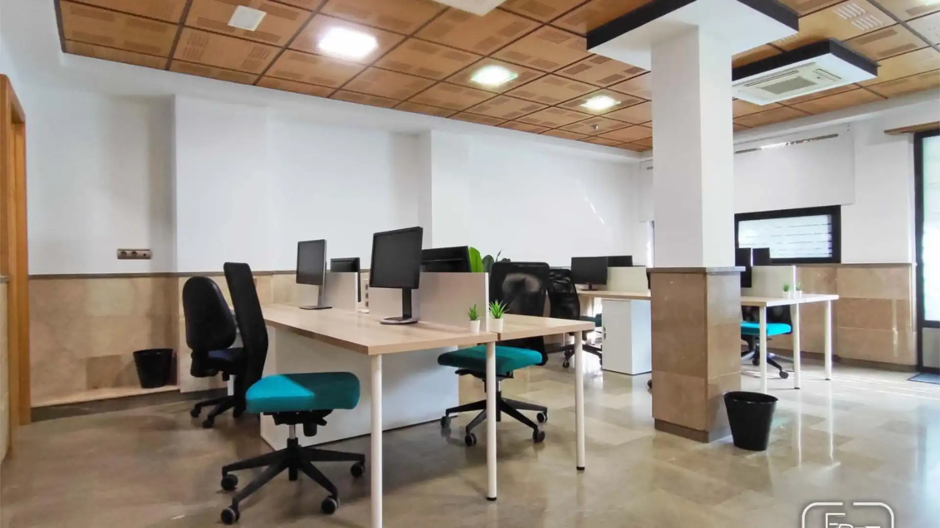 Local de alquiler en Plaza de Martínez Contreras, 2, Centro - Sagrario