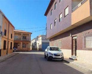 Exterior view of Single-family semi-detached for sale in Villanueva de la Fuente  with Heating, Terrace and Furnished