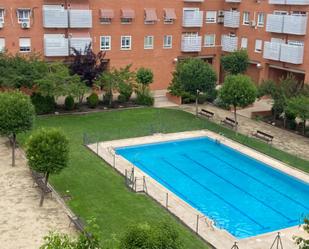 Swimming pool of Flat for sale in Fuenlabrada  with Air Conditioner, Swimming Pool and Balcony