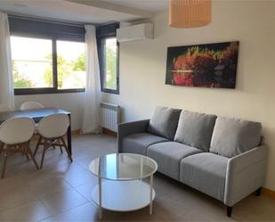 Living room of Flat to rent in Valdemoro  with Air Conditioner and Swimming Pool