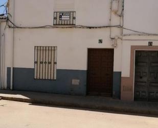 Vista exterior de Casa o xalet en venda en Bienvenida amb Terrassa