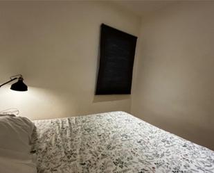 Bedroom of Apartment to share in Sabadell  with Air Conditioner and Balcony