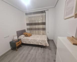Dormitori de Pis per a compartir en Lorca amb Aire condicionat