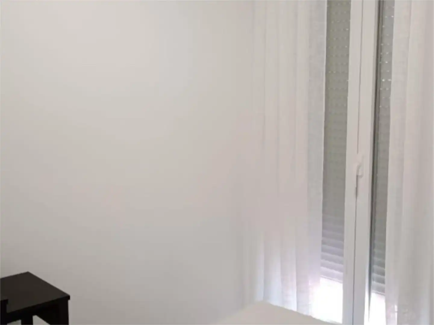 Habitación en Avenida del Doctor Fleming, 6, Descubridores - Escritores