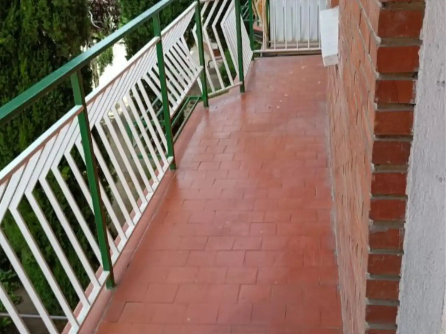Habitación en Avenida del Doctor Fleming, 6, Descubridores - Escritores