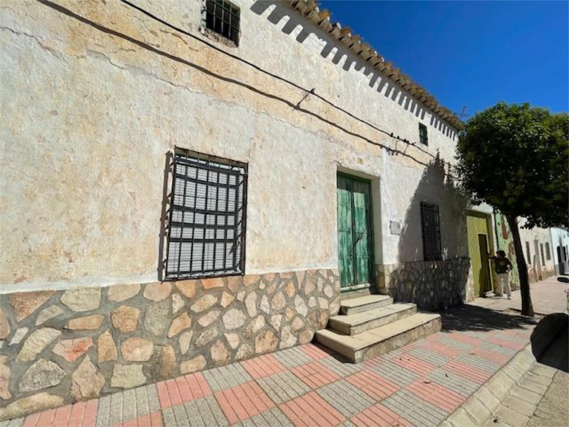 Exterior view of Single-family semi-detached for sale in Munera  with Furnished