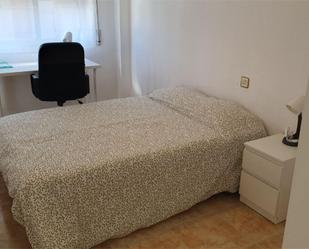 Bedroom of Flat to rent in Ponferrada