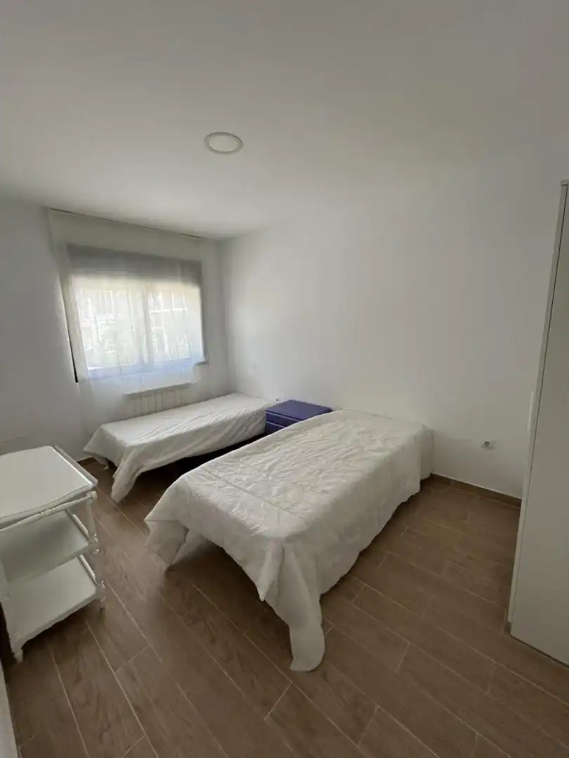 Casa o xalet en venda a Calle La Colmada, 16, Los Ángeles de San Rafael Dormitori de Casa o xalet en venda en El Espinar amb Terrassa, Traster i Moblat