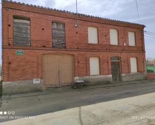 Vista exterior de Casa o xalet en venda en Villamontán de la Valduerna amb Traster