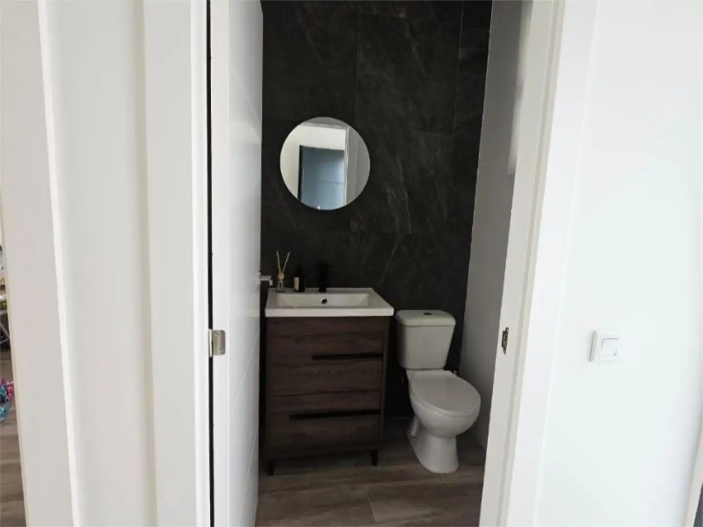 Bathroom of Industrial buildings for rent in La Puebla de Montalbán