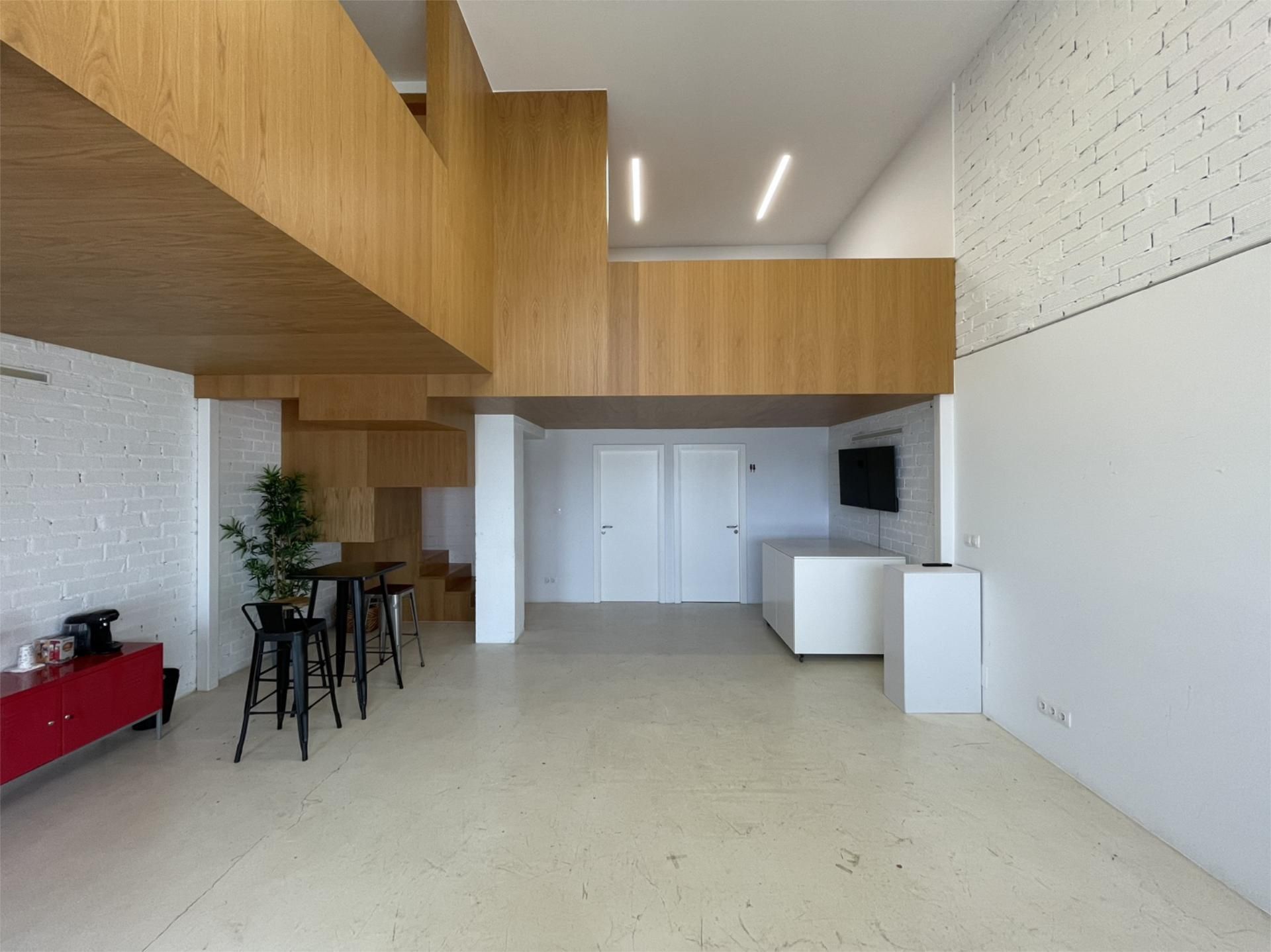 Premises for sale in Oleiros