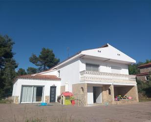 Vista exterior de Casa o xalet en venda en Vallirana amb Terrassa i Balcó