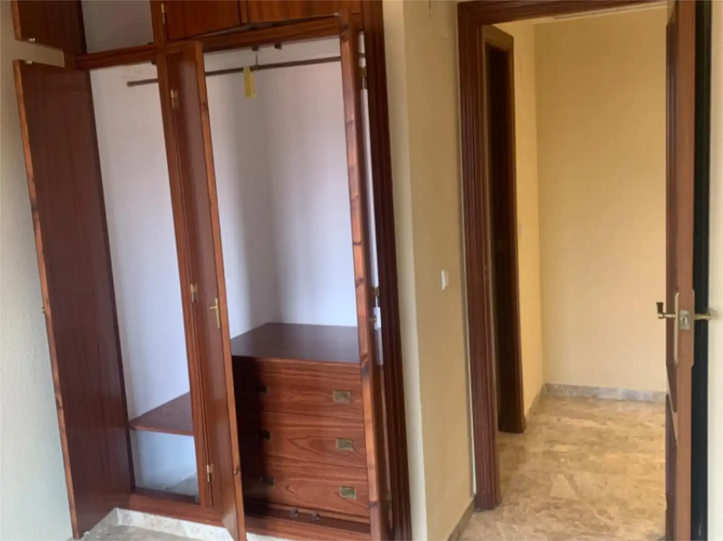 Flat for rent in Avenida Al-Nasir, 5, Santa Rosa - Valdeolleros Bedroom of Flat for rent in Córdoba with Air Conditioner, Heating and Terrace