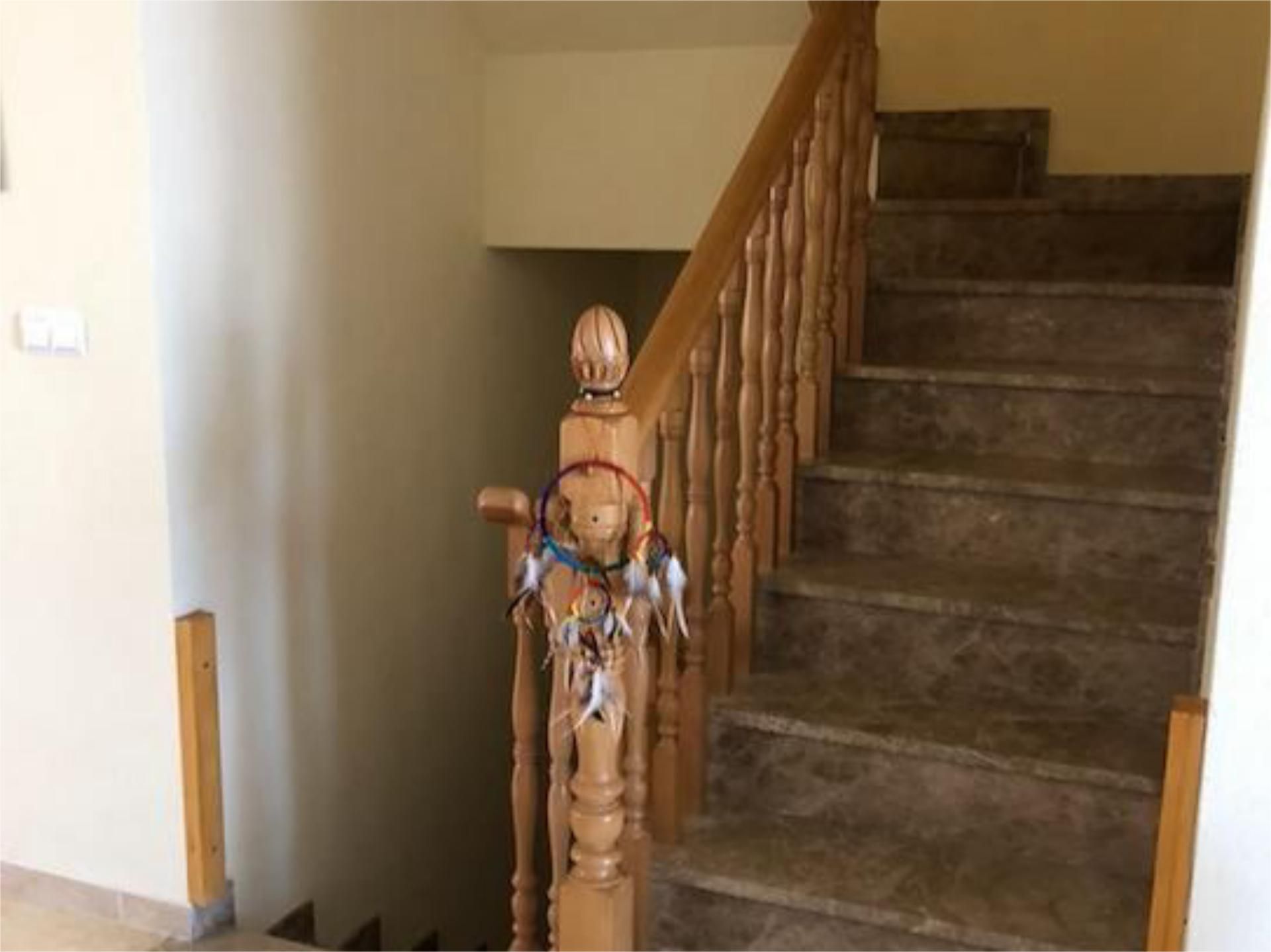 Einfamilien-Reihenhaus miete in Aigües mit Terrasse und Schwimmbad