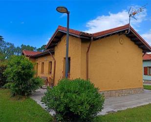 Vista exterior de Casa o xalet en venda en Corvera de Asturias