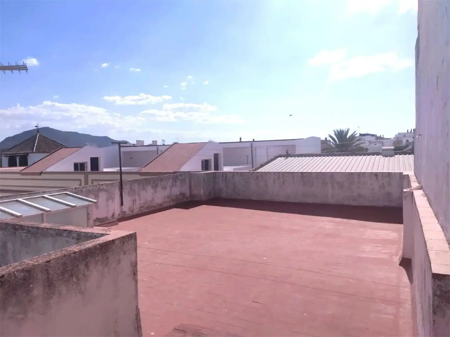 Detached homes for sale in Calle Juan de Palma, Morón de la Frontera Terrace of Detached homes for sale in Morón de la Frontera with Storage room and Balcony