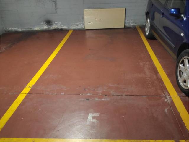 Garaje en Venta en Rúa Muiños, 12 en Cambre