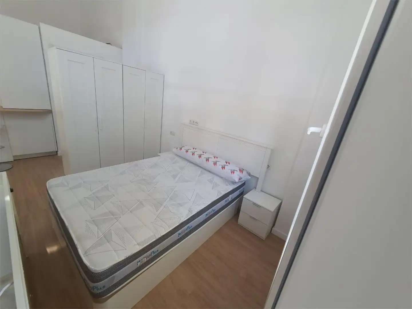 Wohnung zur Miete in Calle de Alozaina, 6, Santa Cristina - San Rafael Wohnung zur Miete in Calle de Alozaina, 6, Santa Cristina - San Rafael