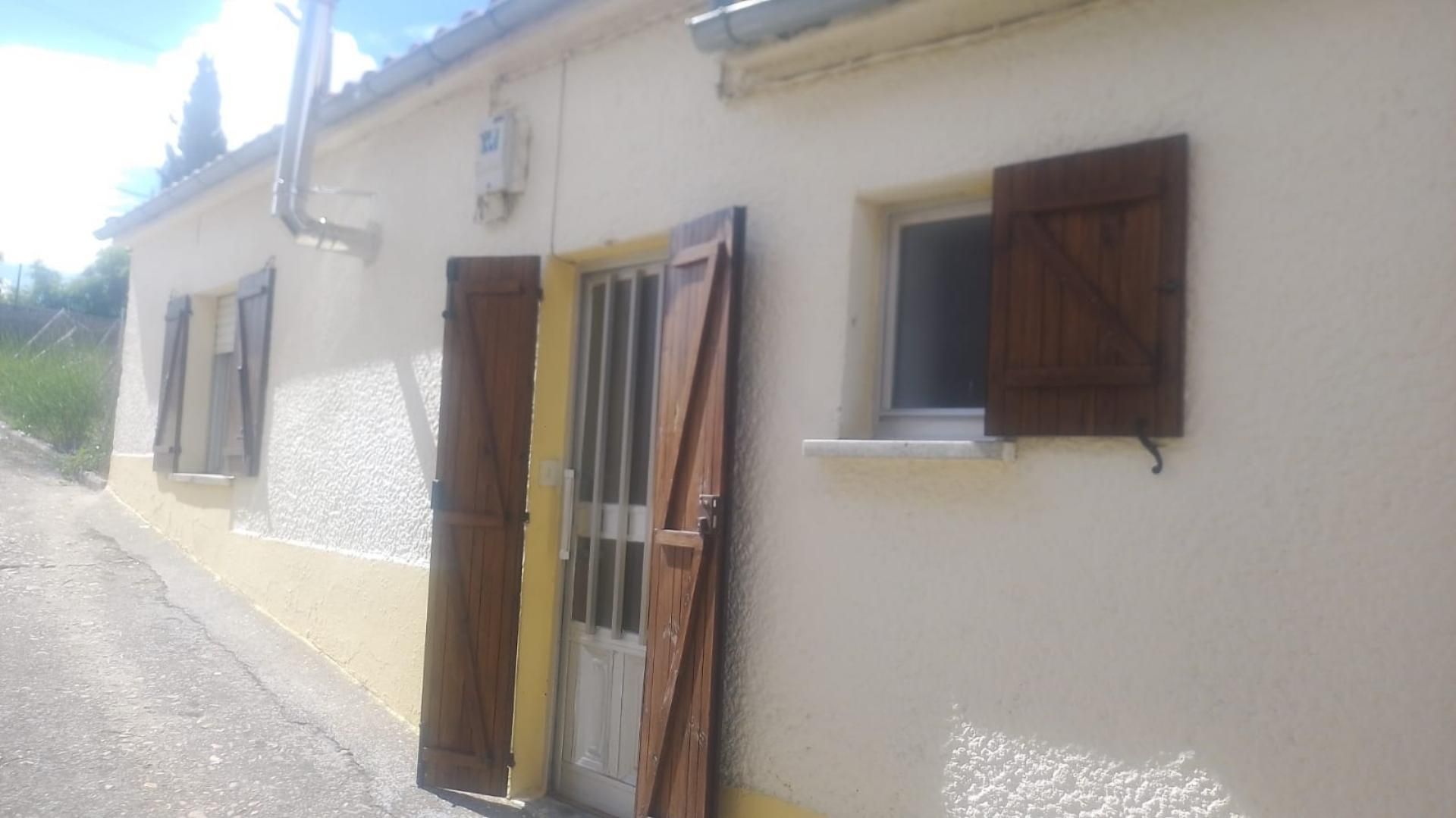 Vista exterior de Casa o xalet en venda en Florida de Liébana