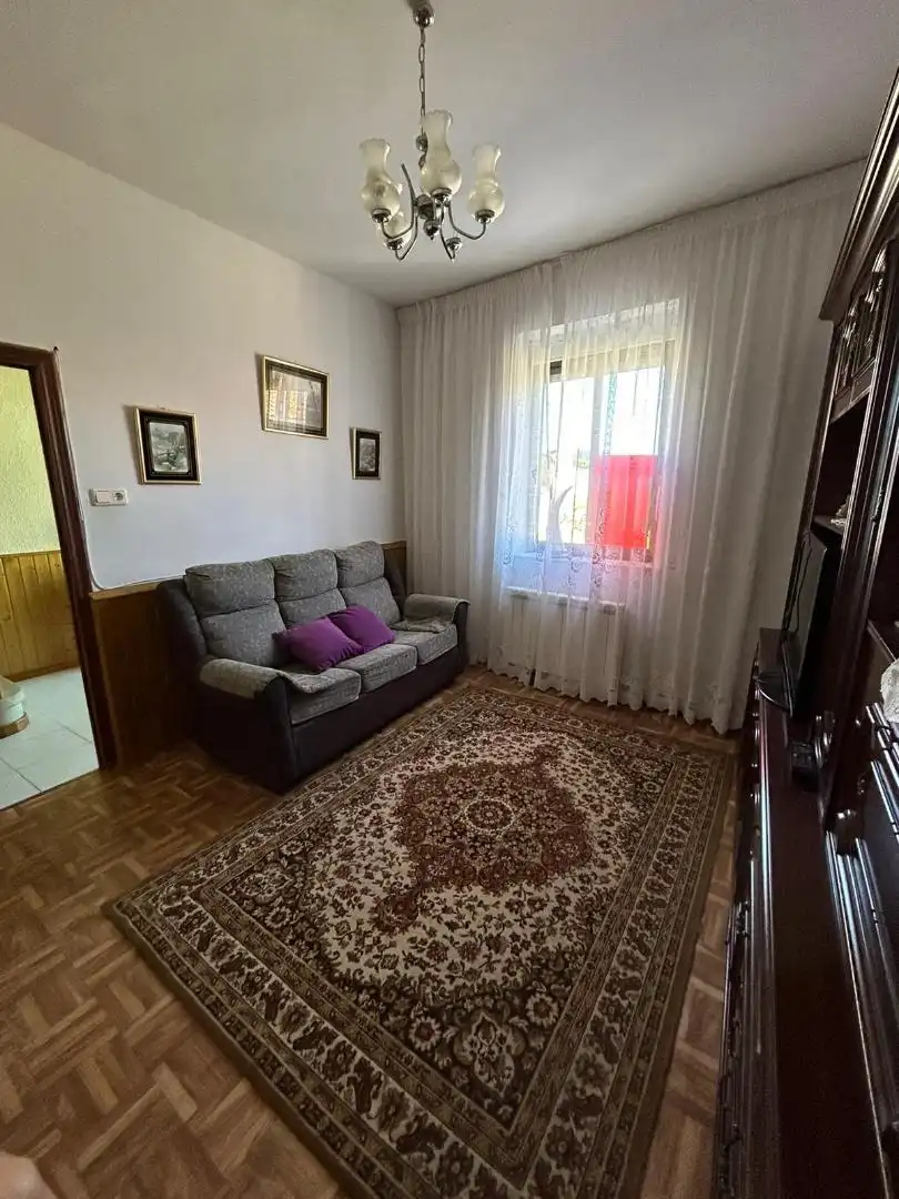 Sala de estar de Finca rústica en venta en Fuente Encalada con Calefacción y Amueblado