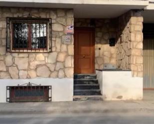 Vista exterior de Casa adosada en venda en  Zaragoza Capital amb Terrassa, Piscina i Balcó