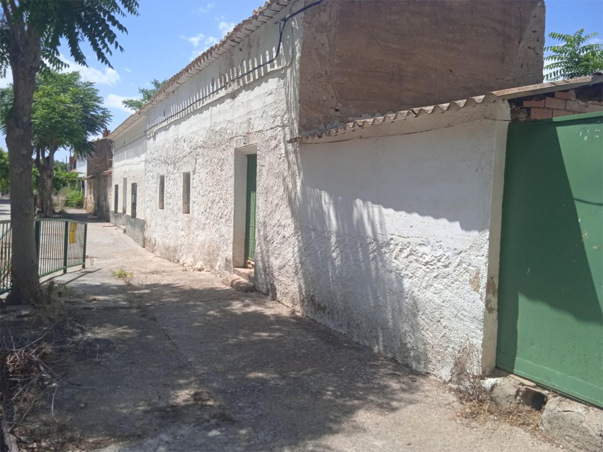 Exterior view of Single-family semi-detached for sale in Lezuza