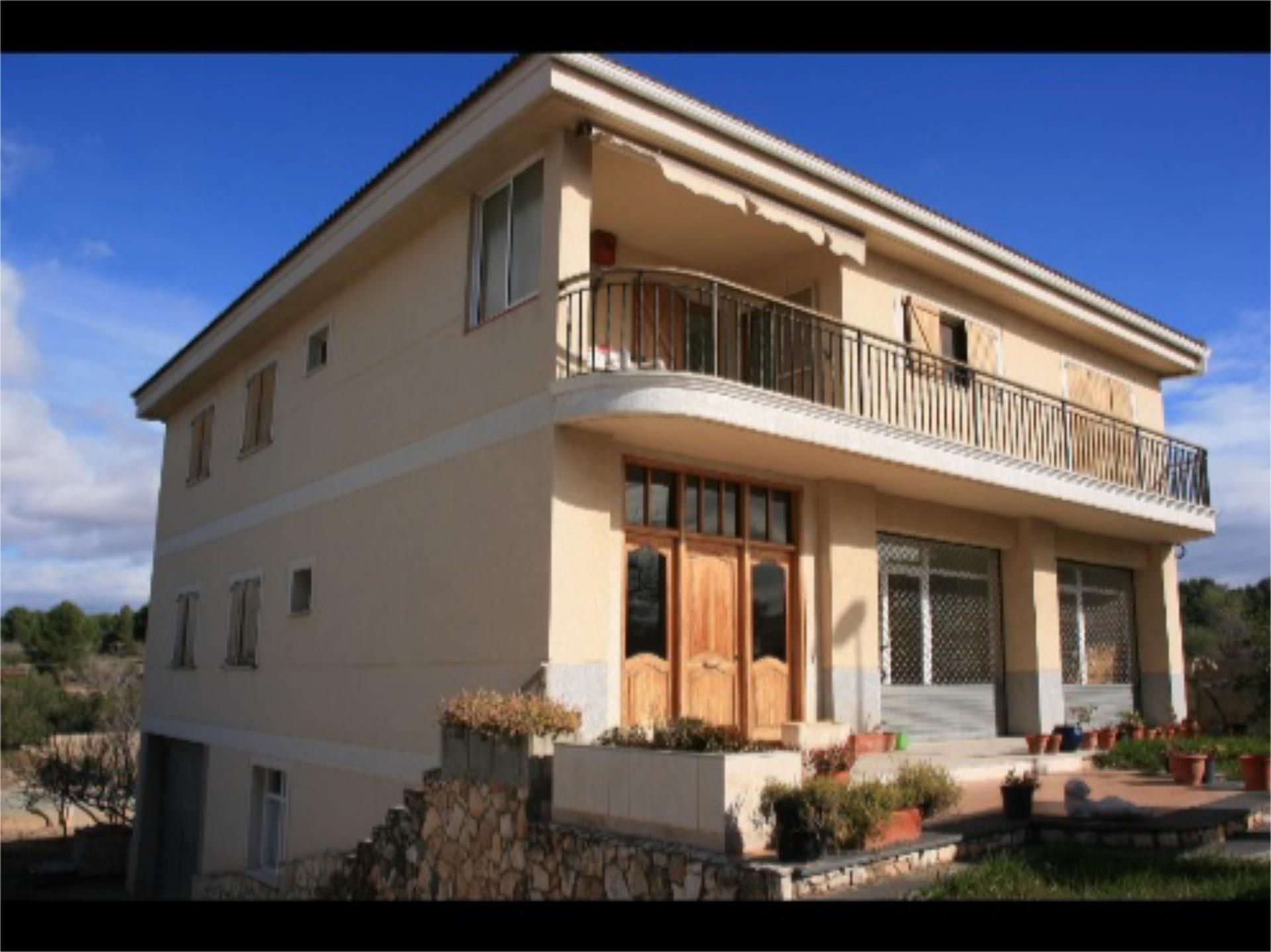 Exterior view of House or chalet for sale in Els Pallaresos  with Private garden, Parquet flooring and Terrace