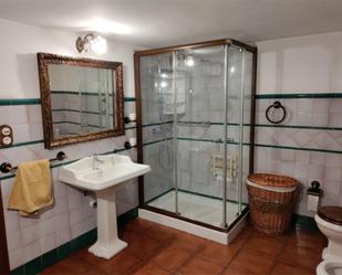 Bathroom of Flat to rent in  Granada Capital  with Air Conditioner and Terrace