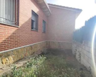 Jardí de Casa o xalet en venda en Herradón de Pinares amb Balcó