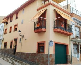 Exterior view of Single-family semi-detached for sale in Güevéjar  with Air Conditioner, Terrace and Balcony