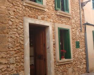 Exterior view of Single-family semi-detached for sale in Santa María del Camí  with Air Conditioner, Terrace and Balcony