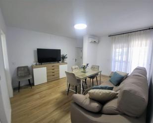 Sala d'estar de Pis en venda en Montoro amb Aire condicionat i Terrassa