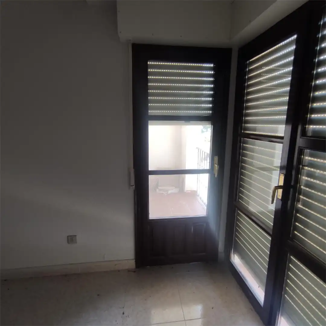 Wohnung zum Verkauf in Torrecilla En Cameros mit Heizung, Terrasse und Abstellraum
