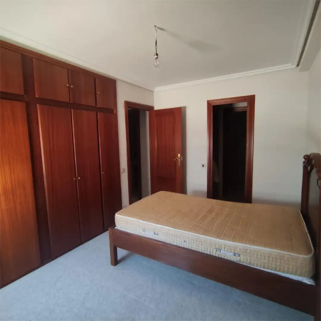 Schlafzimmer von Wohnung zum Verkauf in Torrecilla En Cameros mit Heizung, Terrasse und Abstellraum